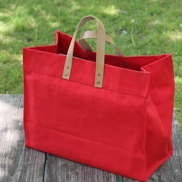 Box Tote BagBags & Wallets - Rise and Effect