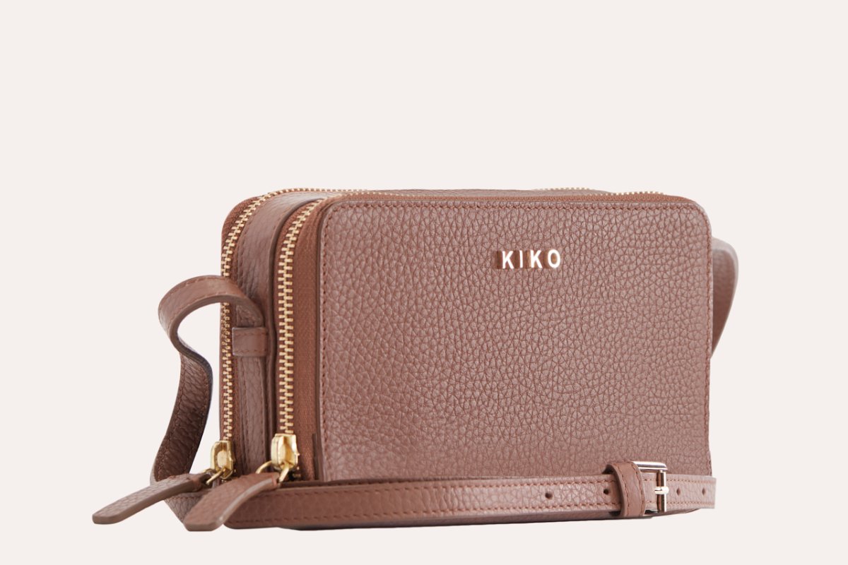 Zip Around Crossbody PebbleBags & Wallets - Rise and Effect